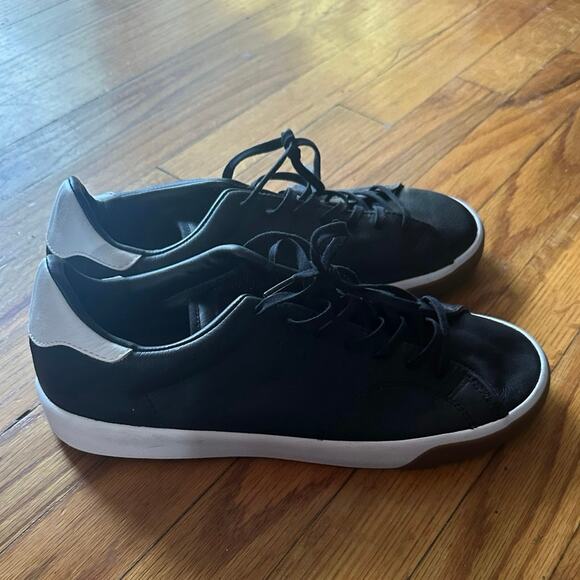 New Balance Court Shoes | Black White Gum Skate Sneakers | Men’s Size 10 - Picture 1 of 11